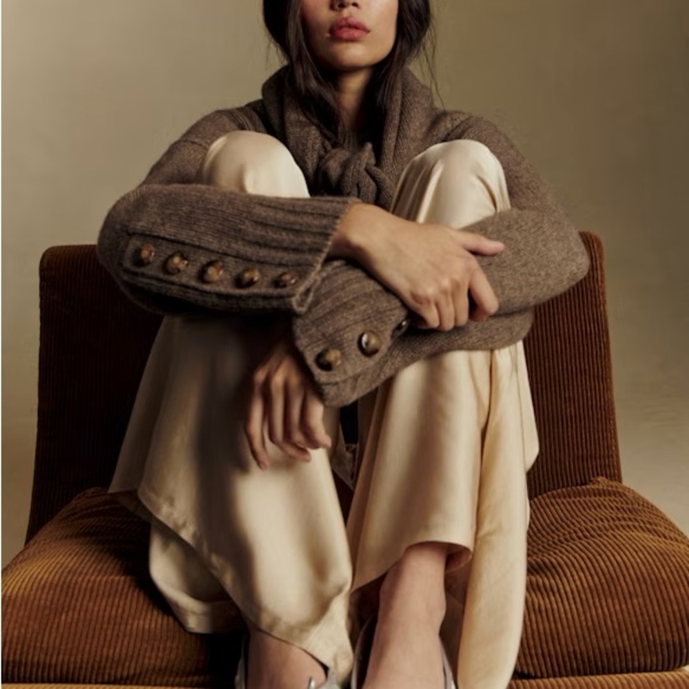 Sezane Dylan Jumper in dark taupe